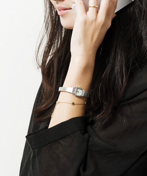 AMERICAN RAG CIE（アメリカンラグシー）の「ORIENT QUARTZ時計/201