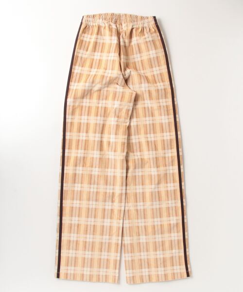 adidas（アディダス）の「コーデュロイ タータン ワイドレッグパンツ