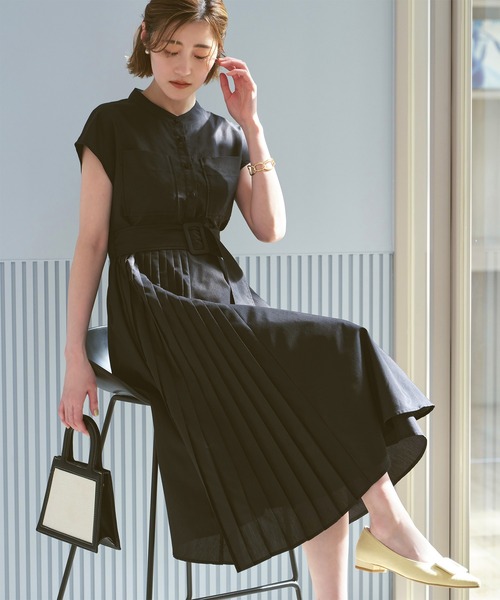 洗えるサイドプリーツ・アシンメトリーワンピース(ベルト付き