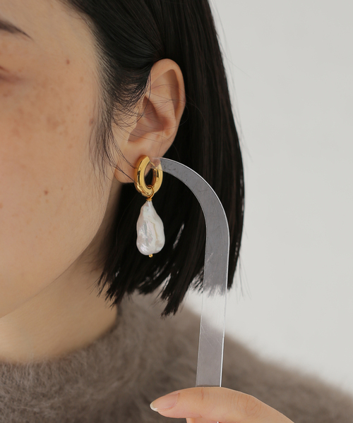 TIMELESS PEARLY/タイムレスパーリー】Pearl and gold hear：ピアス