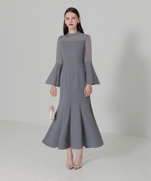 セール】【LEJA】パールビジュー付き透け感プリーツフレアスリーブ