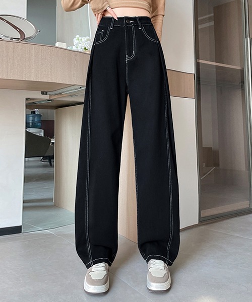 黒い模様入りパンツ ウエストビーズ装飾付き 黒い模様入りパンツ