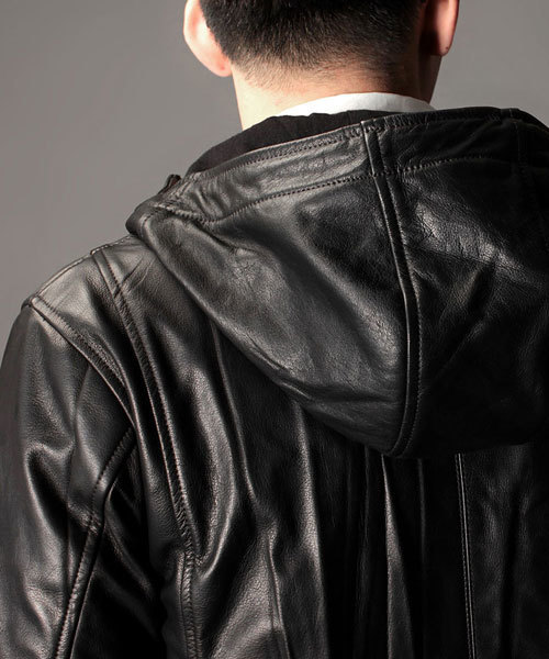 NANO universe（ナノユニバース）の「Shama（シャマ）/ 別注レザー