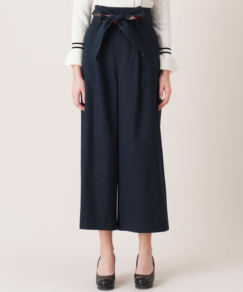 ブルーレーベルクレストブリッジネイビー ガウチョパンツ ブルー