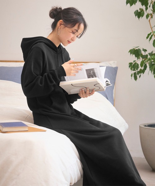 セール】フード付裏起毛マキシ丈スウェットパーカーワンピース
