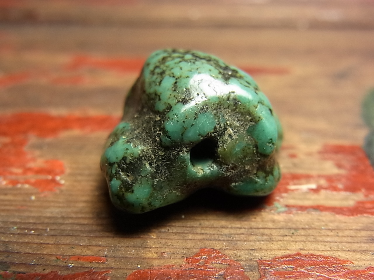 チベタン・アンティークターコイズ(yu) （Old tibetan turquoise）大