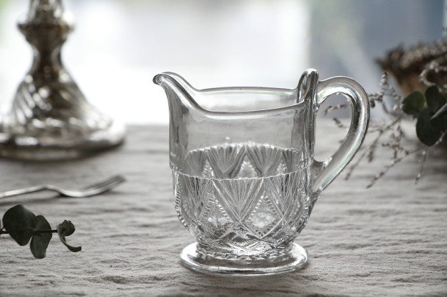 めぐお昔ガラス フリル ドット 乳白色 コンポート 気泡 アンティーク