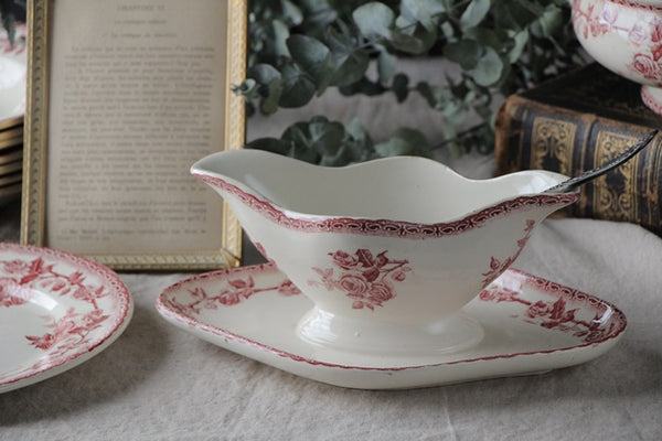 ショワジールロワ窯赤いバラモチーフのソーシエール フランス