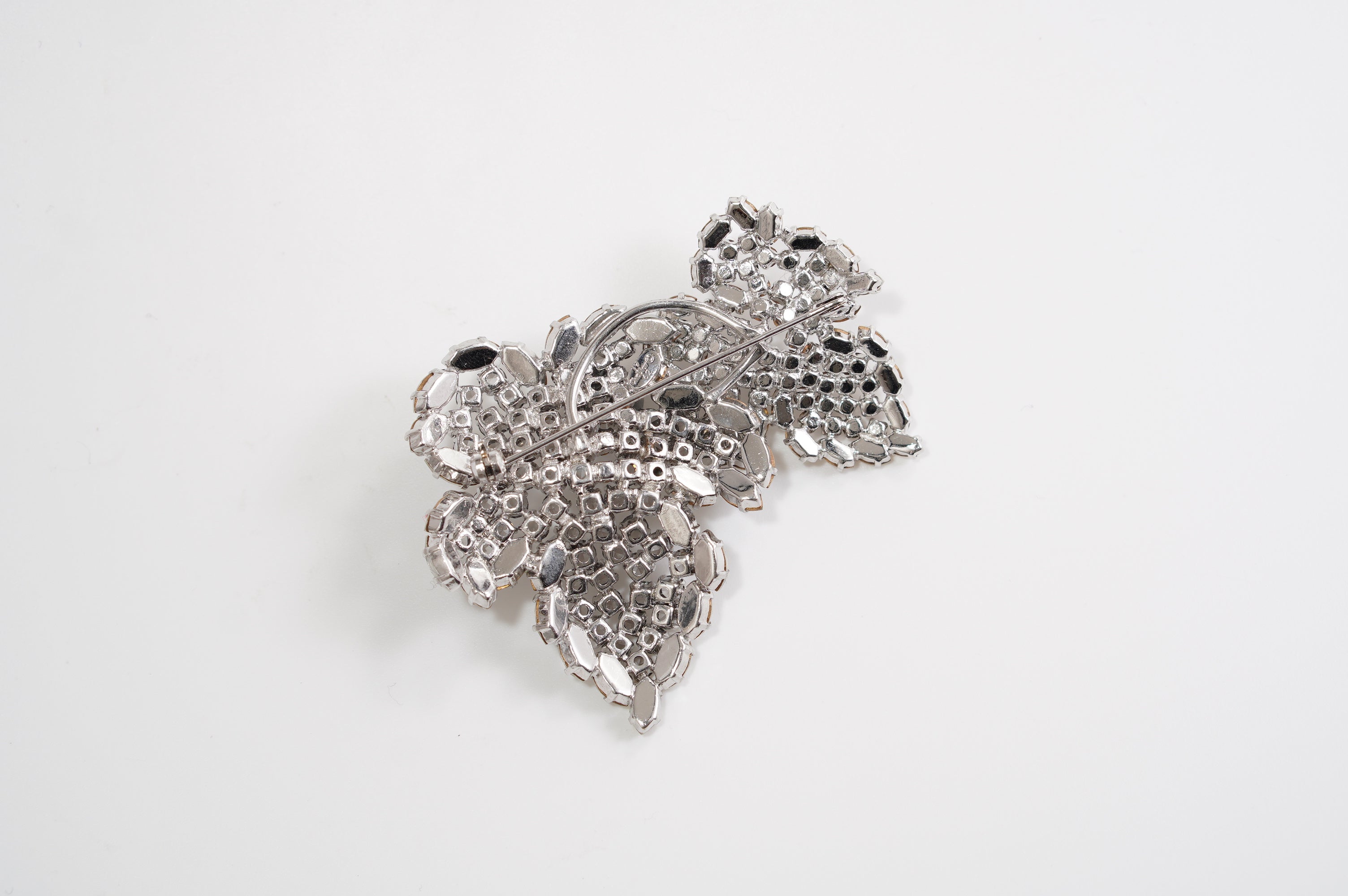 Dior（ディオール）ブローチ／ヴィンテージ・コスチュームジュエリー