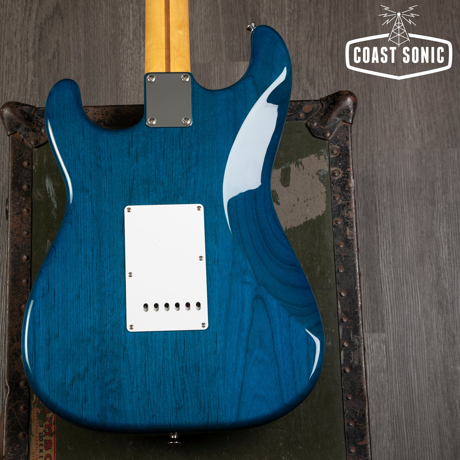極美品 Fender Japan ストラトキャスター TRADNL 58 極美品 Fender