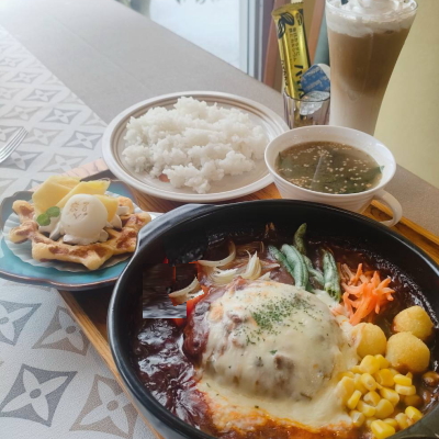 ランチセット 【cafeコテージKINZA 三重県津市 喫茶店】