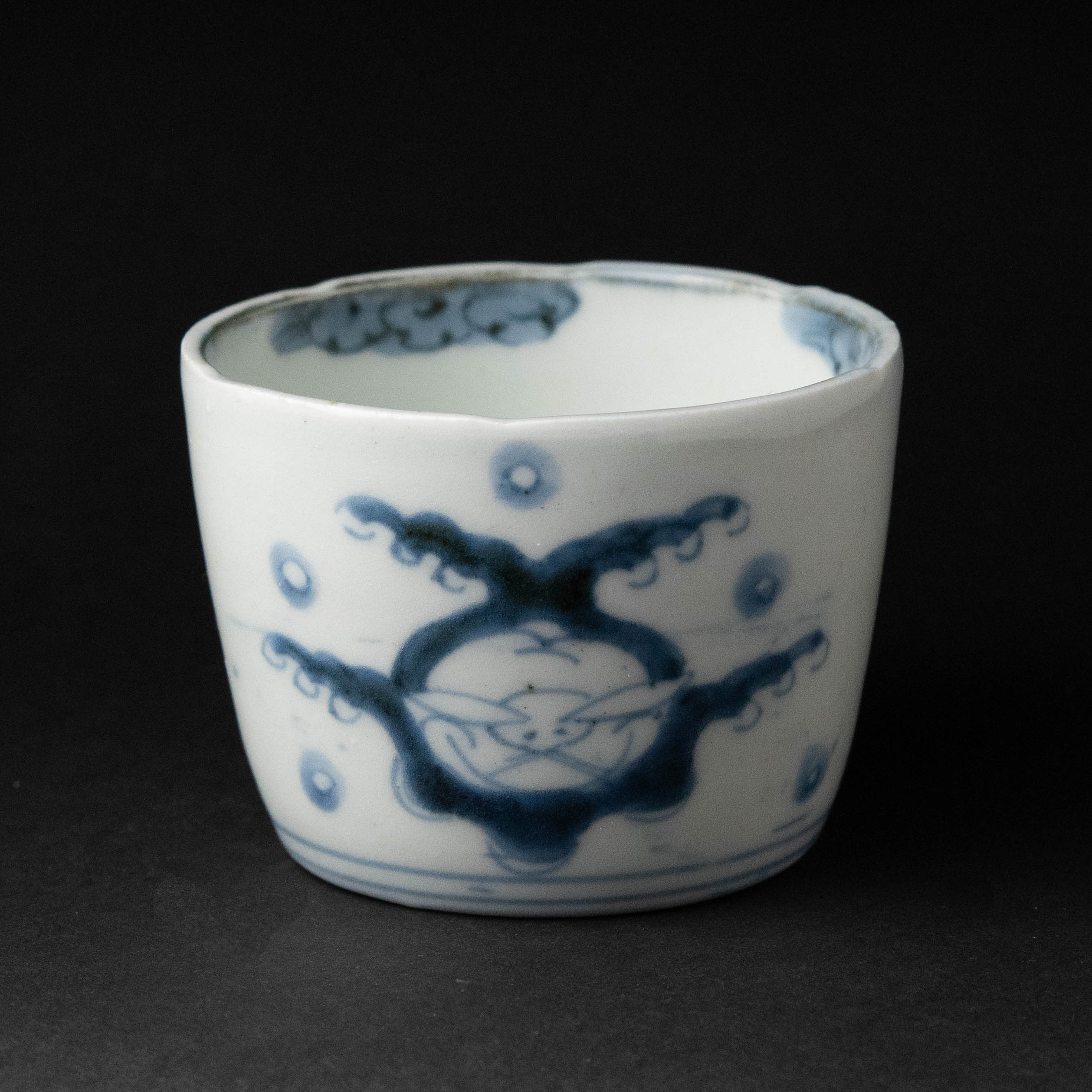 陶磁器 :: 古伊万里 波うさぎ文 そば猪口 | COTTOU.JP 骨董の通販