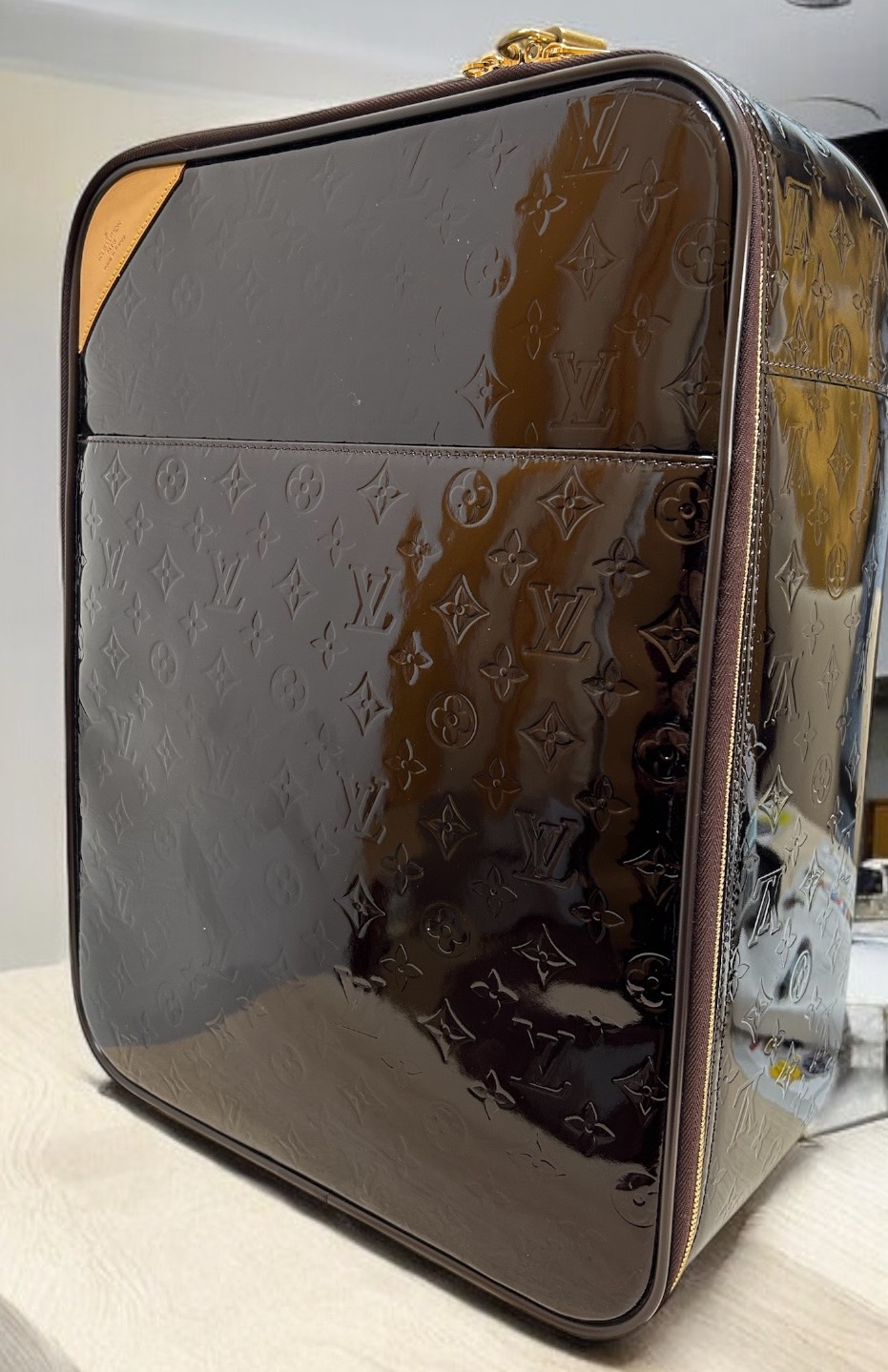 LOUIS VUITTON ルイ ヴィトン】 モノグラムヴェルニ ペガス45 キャリー