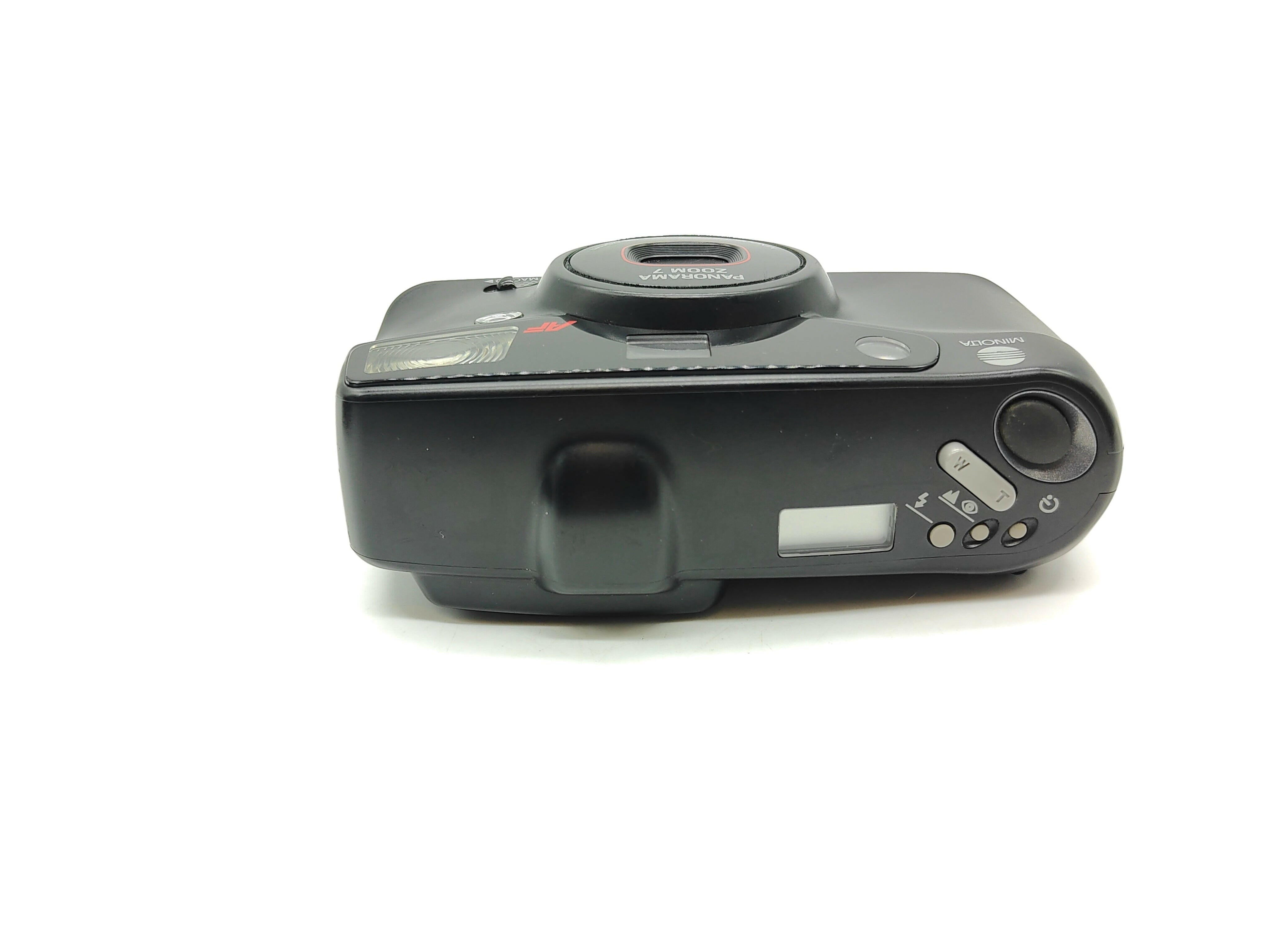 Minolta Panorama Zoom 7 point-and-shoot film camera | Classic