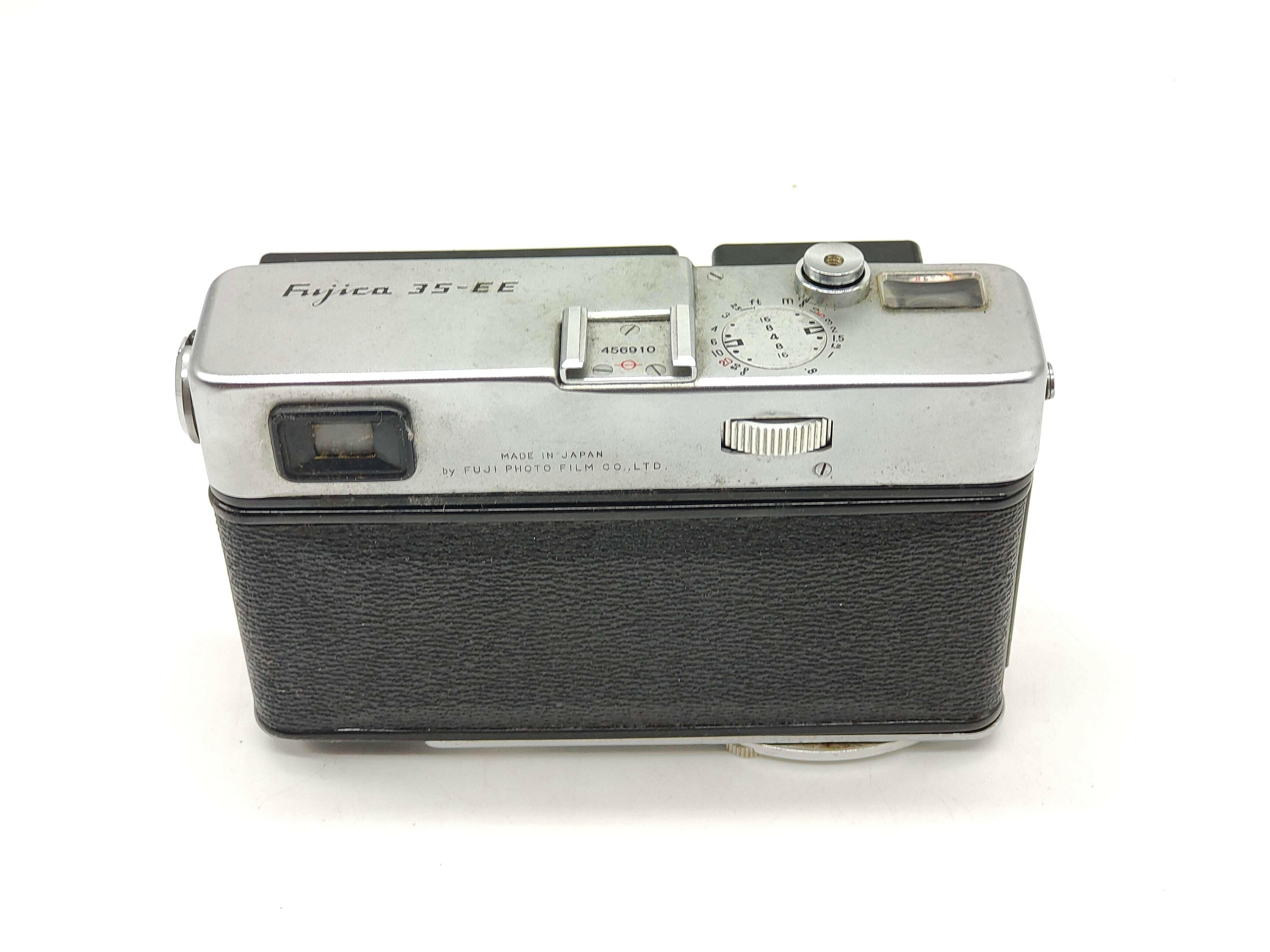 Fujica 35 EE rangefinder camera | Classic Cameras AU