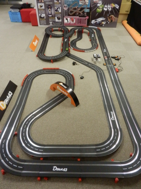 Dslot43 サーキット96 画像｜京商の「Dslot43」にお得なスロットカー2