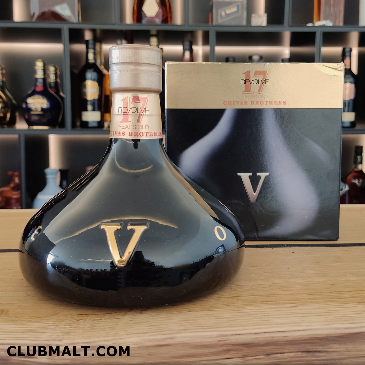 CHIVAS REGAL REVOLVE V 17Y 75CL - CLUB MALT