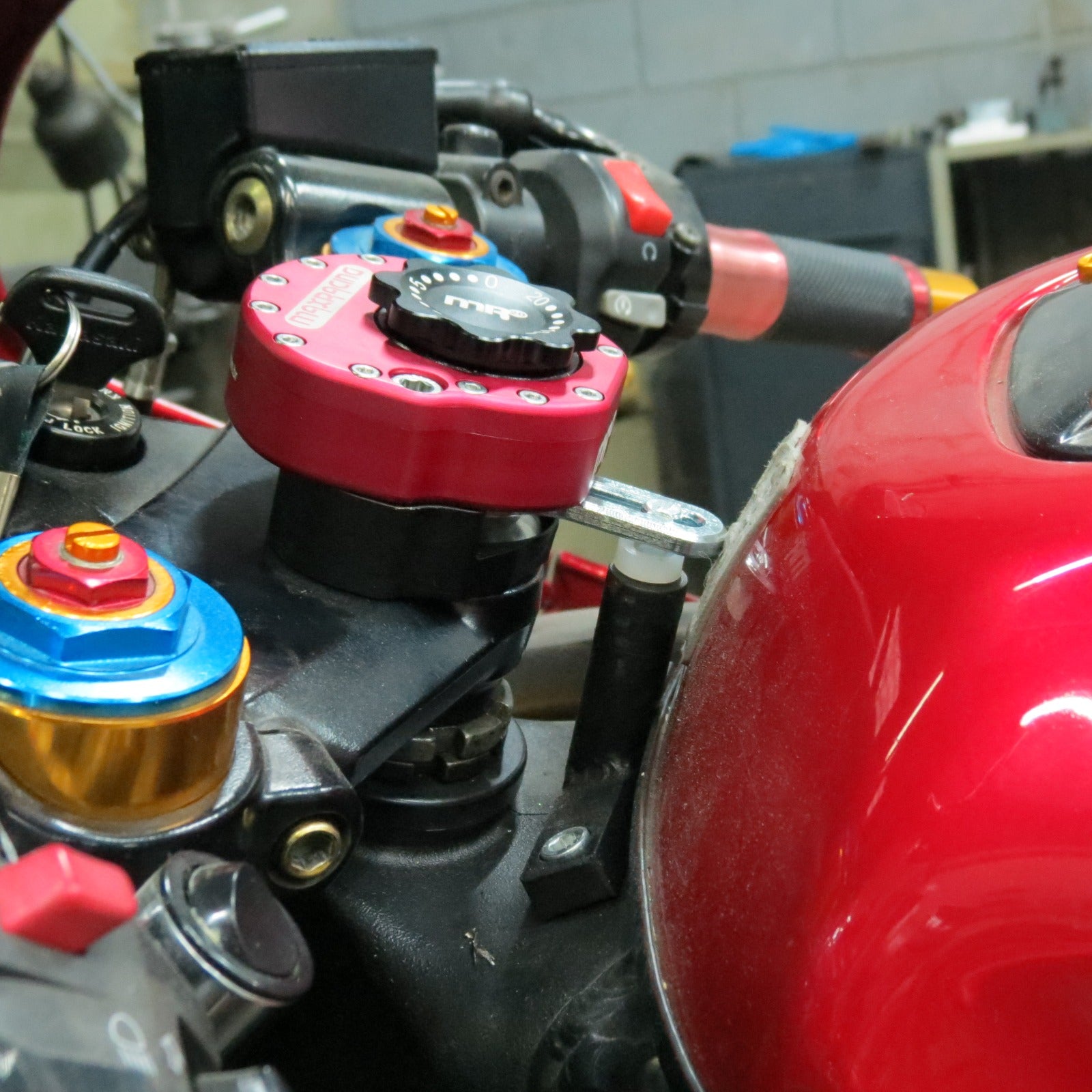 MaxRacing MAX20 Steering Damper - Kawasaki - ZX-12R – CS Racing