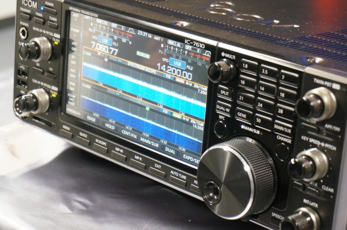 IC-7610（100W） HF+50MHz100W □液晶保護シートプレゼント