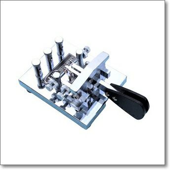 MFJ-557 モールス符号練習用発振器 電鍵付き MFJ製 電鍵、練習用発振器