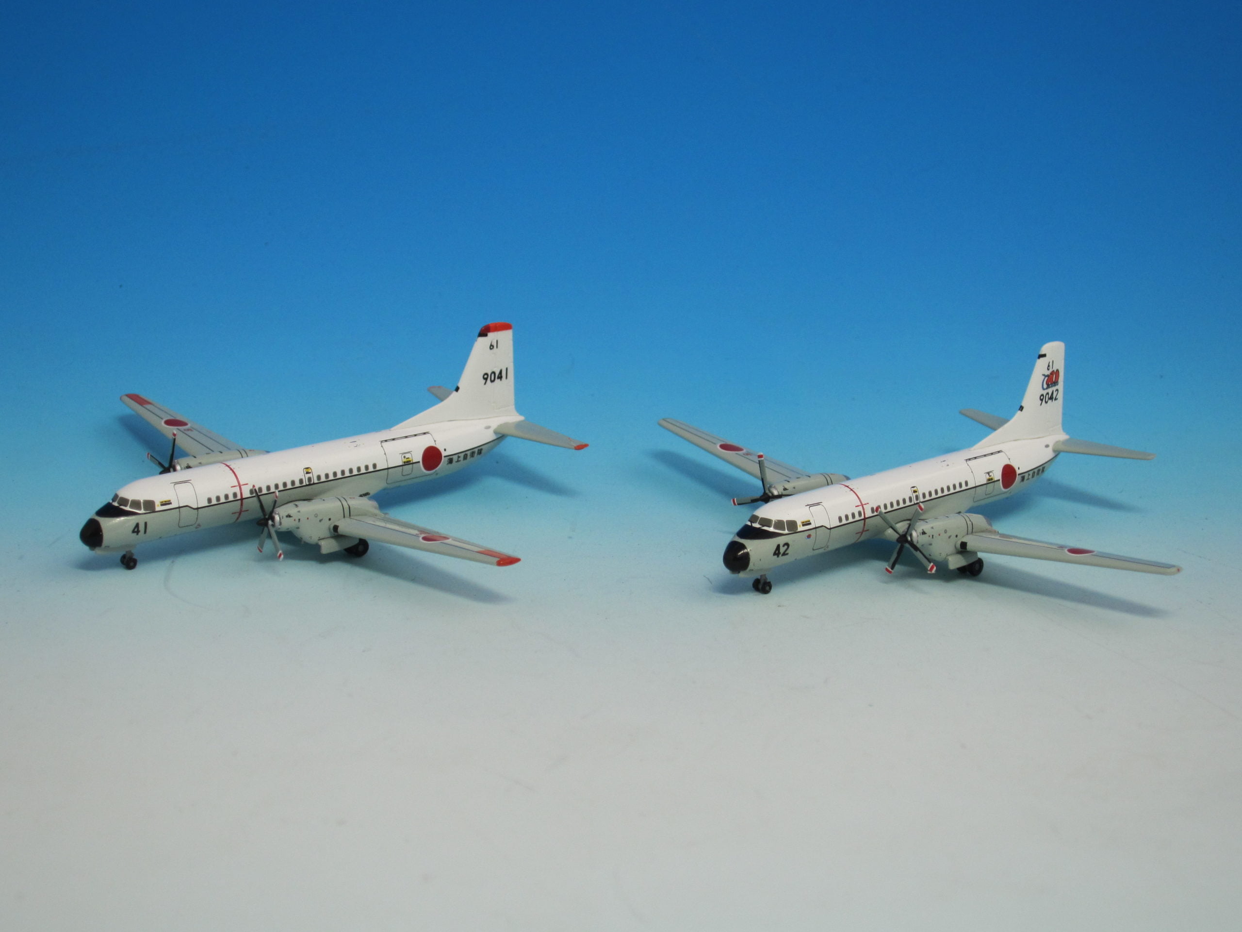 全日空商事 1/72 全日空 YS-11A モヒカン塗装 Amazon.co.jp: 全日空