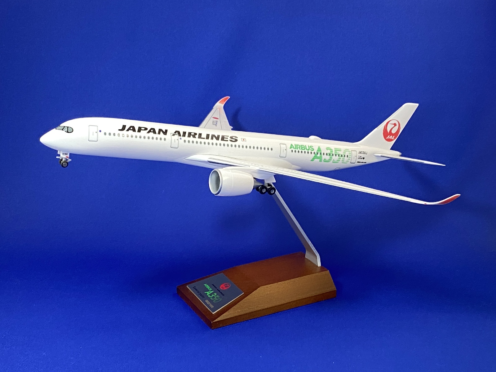 JAL AIRBUS A350-1000 1号機1/500スナップインモデル JAL AIRBUS A350