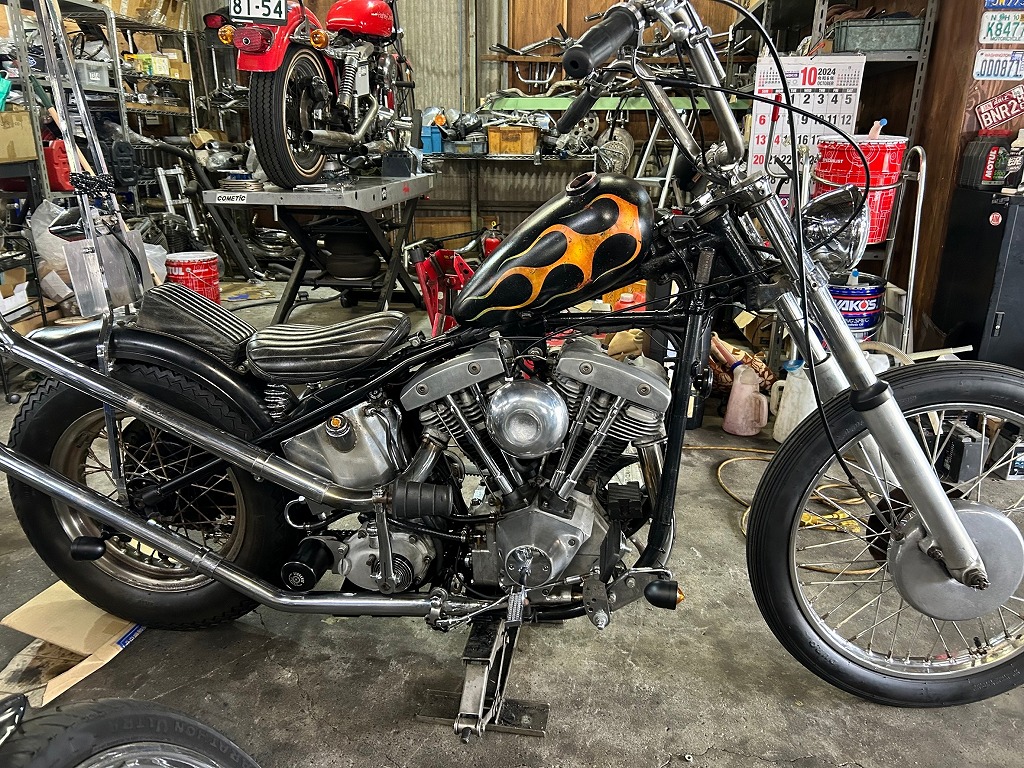 ピーナッツタンク ショベル ショベルヘッドのタンク交換 | Ride Harley