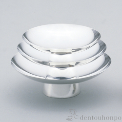 純銀杯 3個セット 銀杯 純銀製 3個セット。 銀杯 純銀 盃 3個 純銀 盃