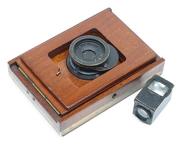 Shew Xit Wooden Strut Camera, late 1890s to early 1900s