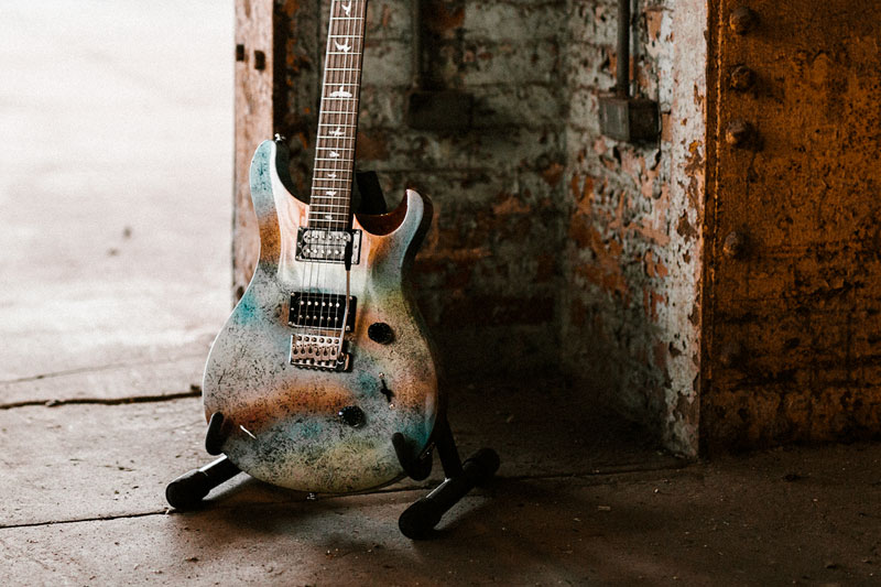 PRS Guitars | How It's Made: The SE Standard 24 Multi-Foil Finish