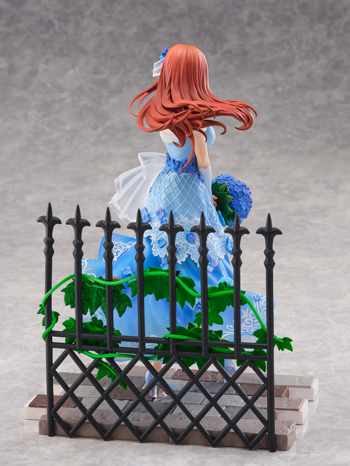 SHIBUYA SCRAMBLE FIGURE 中野 三玖 -Floral Dress Ver.- 1/7スケール