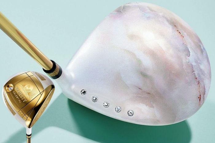 大理石調✕スワロフスキー。究極なラグジュアリー『MAJESTY CELESTIAL