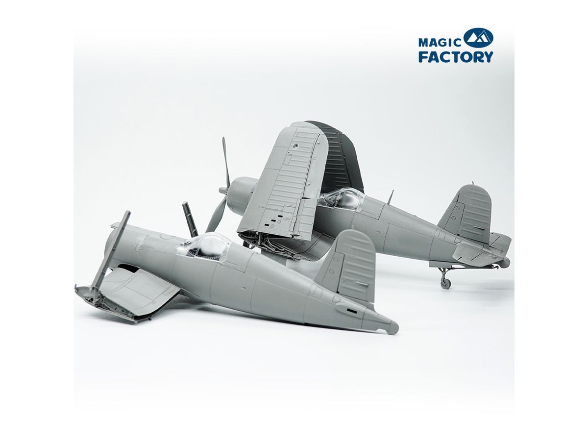 1/18 F4Uコルセア P-51Dマスタング 2点セット 1/18 F4Uコルセア P-51D