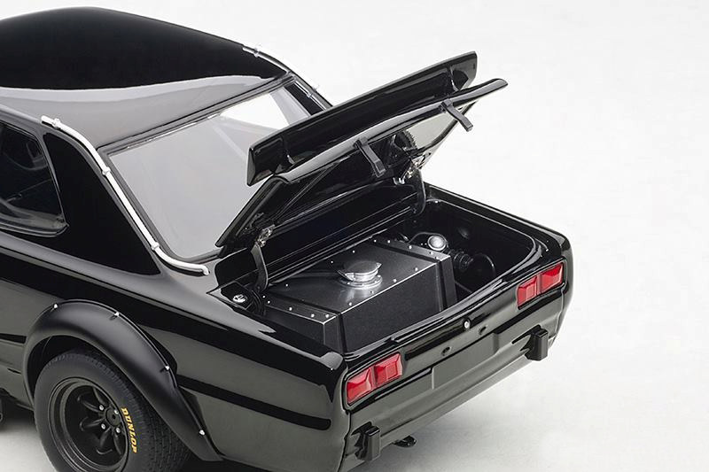 AUTOart NISSAN SKYLINE GT-R（KPGA10） 1/18 AUTOart Nissan Skyline