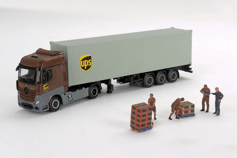 新品未開封】MINI GT Mercedes-Benz ActrosADVAN 新品未開封】MINI GT