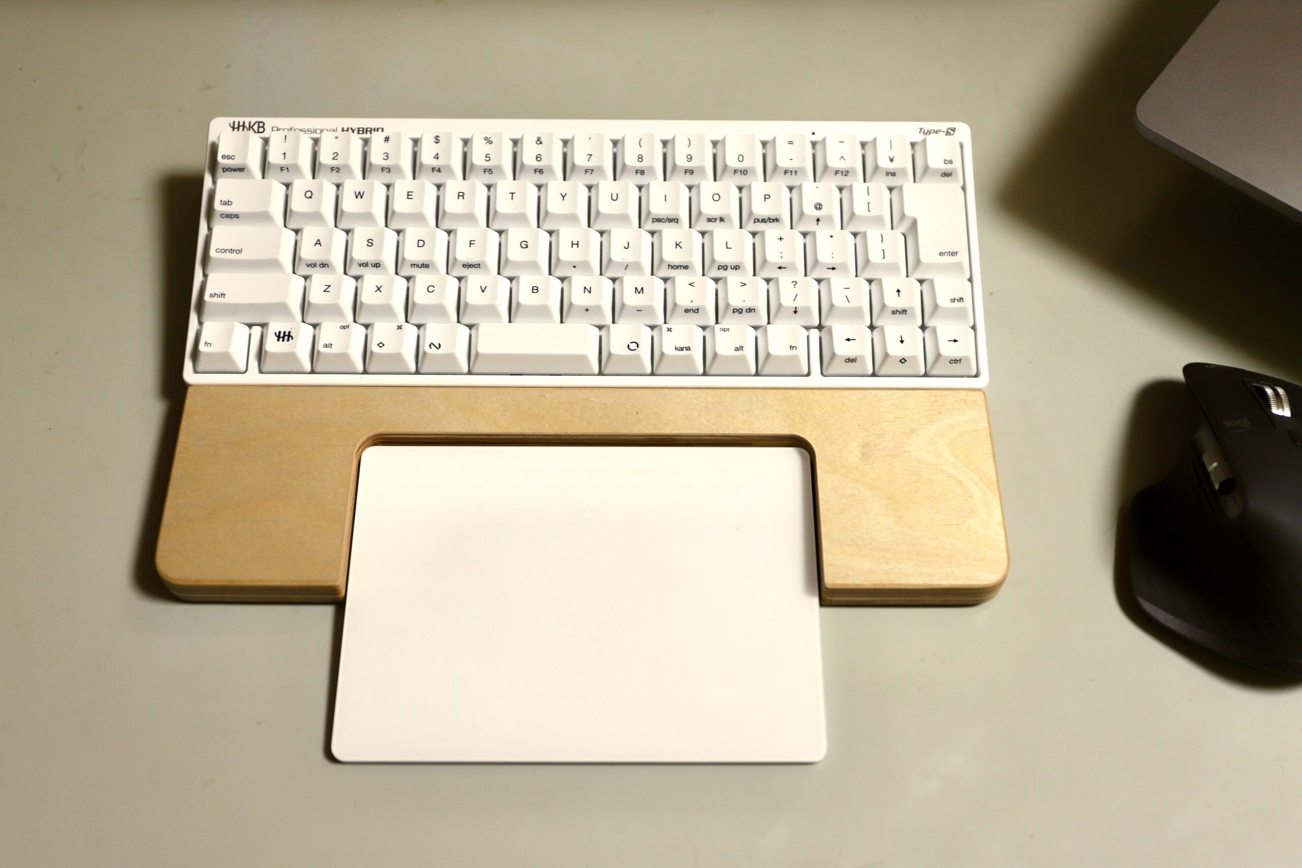 HHKB &Magic Trackpad向けドッキングトレイ Magic Keyboard & Magic