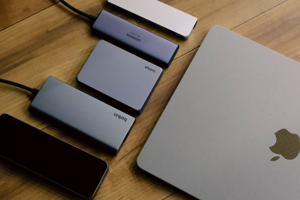 MacBookAir 15インチM2/箱・充電器あり/マウス・ハブ・スタンド付