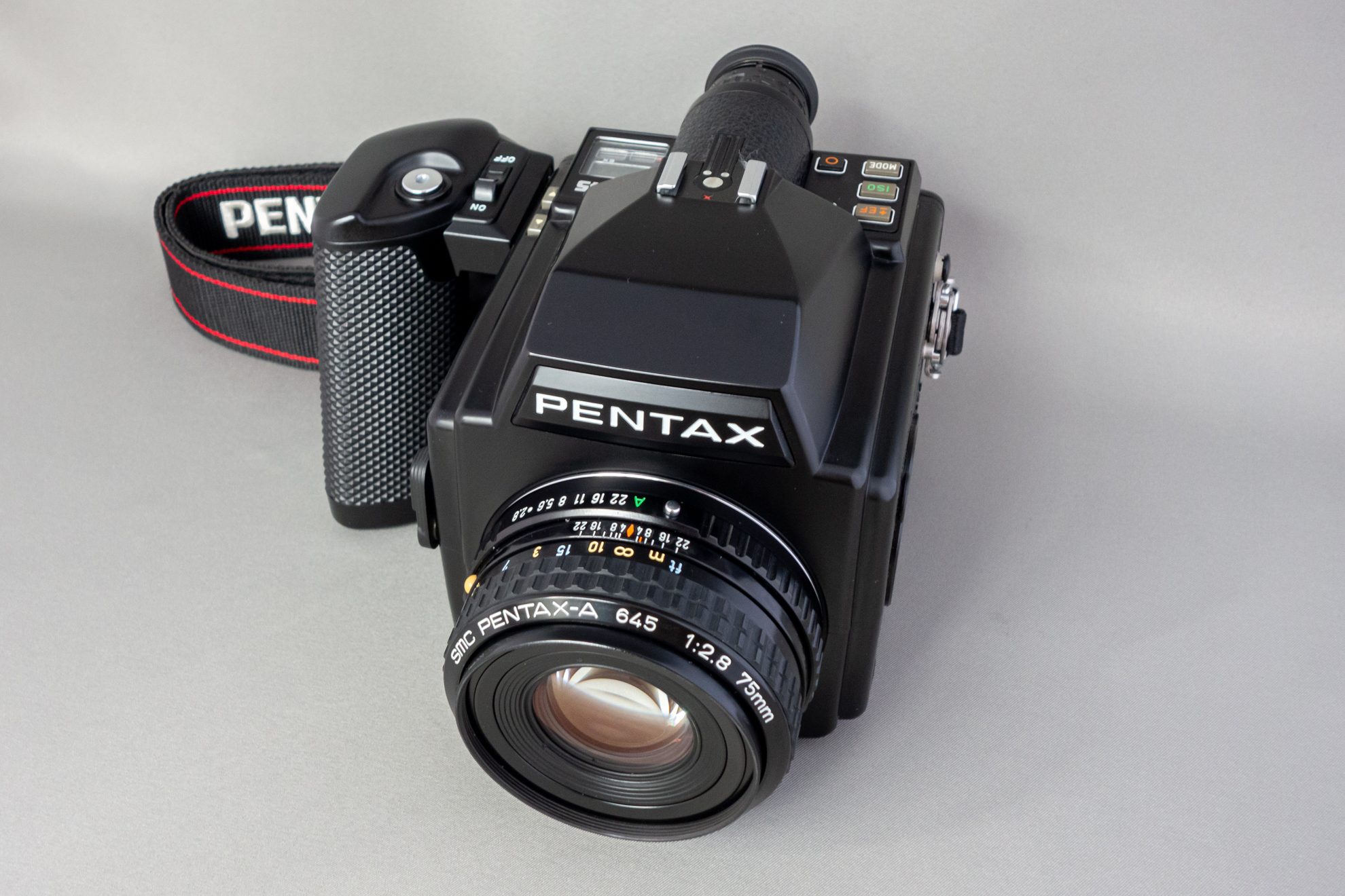 ◇ PENTAX ペンタックス 645 中判フィルムカメラ ボディのみ