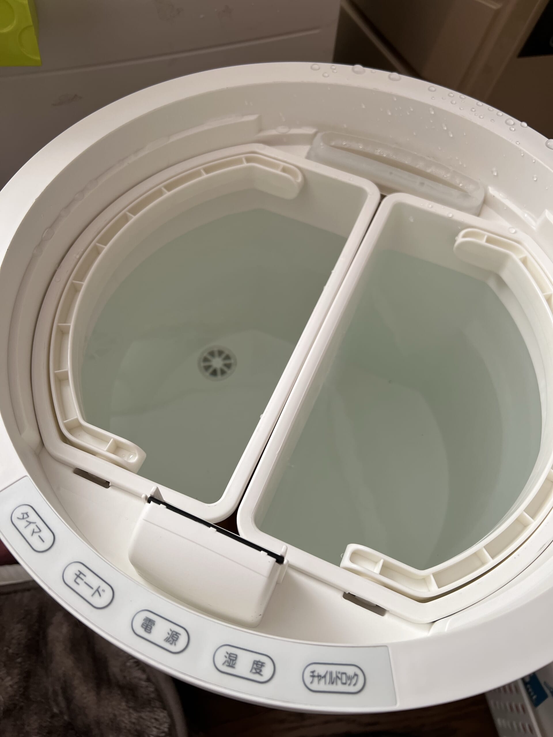 8畳間だけどタンク容量重視で20畳用加湿機にして満足 山善KSF-M1001