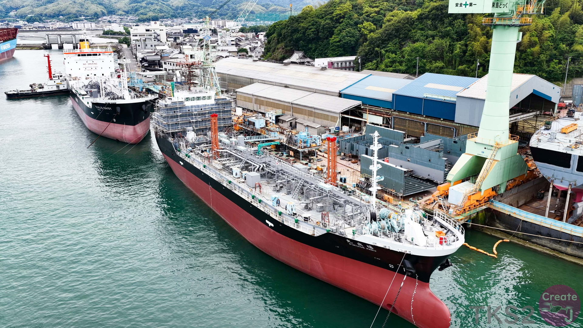 造船の町 今治「 造船長屋 」波止浜湾 | 海峡俯瞰