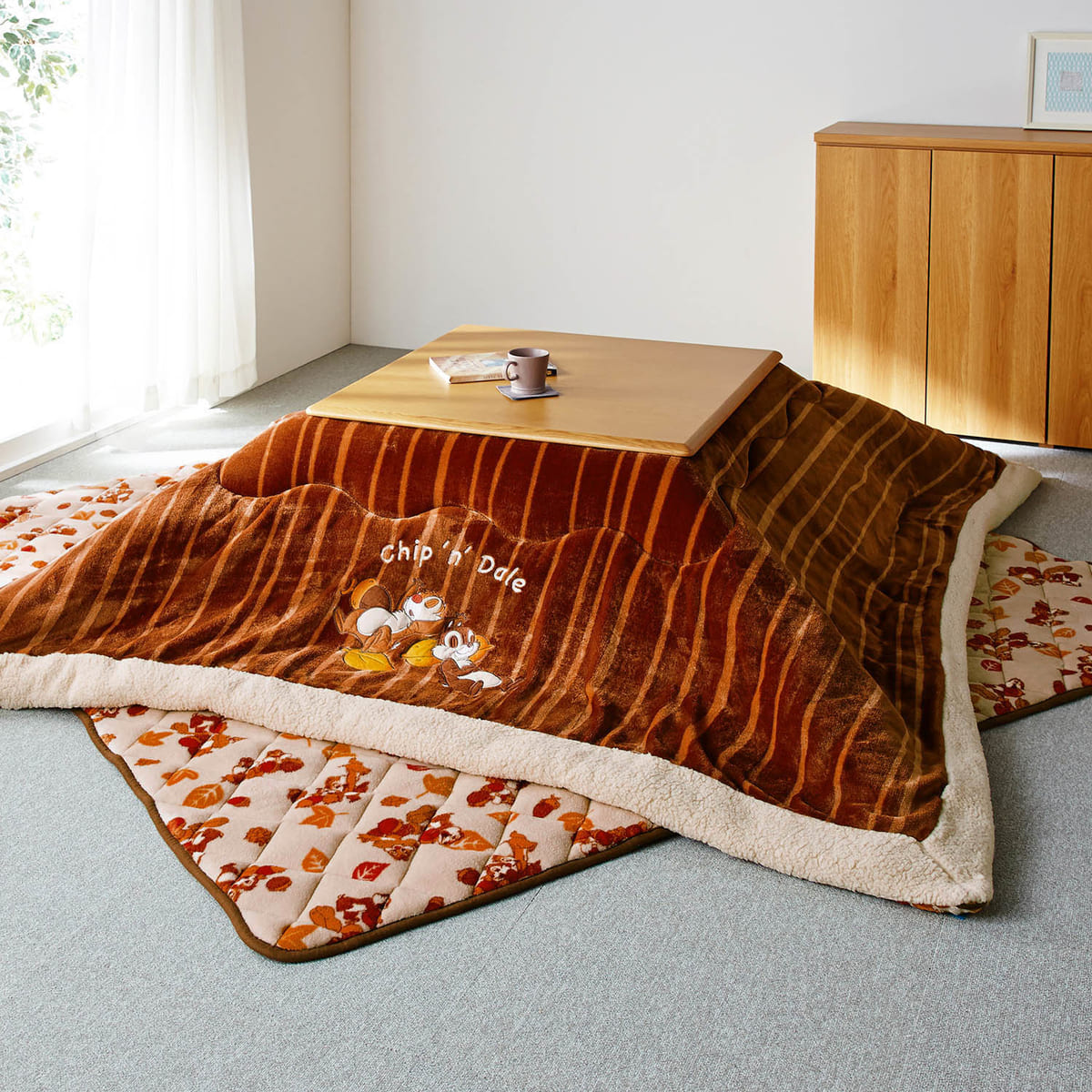 木の幹をイメージしたチップ＆デールデザイン！ベルメゾン ディズニー