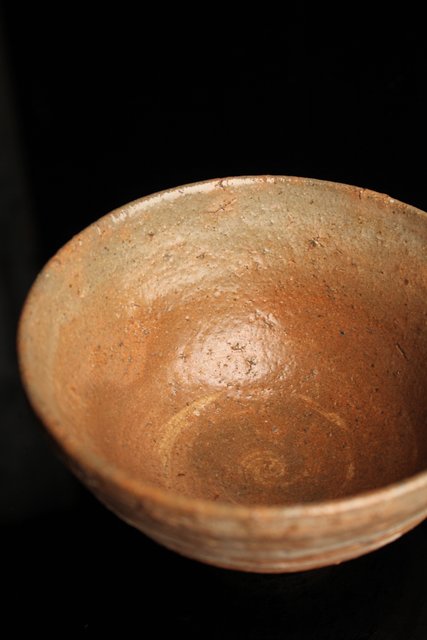 出雲焼刷毛目茶碗 K226｜骨董店 のびる 古美術 骨董 和風建具 蔵戸