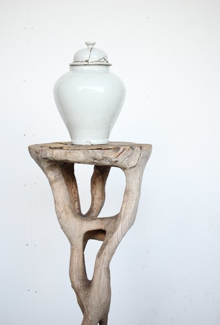 古伊万里白磁 沈香壺 P171｜骨董店 のびる 古美術 骨董 和風建具 蔵戸