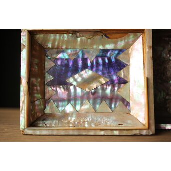 李朝 古朝鮮 朝鮮美術 李朝 螺鈿細工 嵌木造 蓋物 蓋物 EY11-11