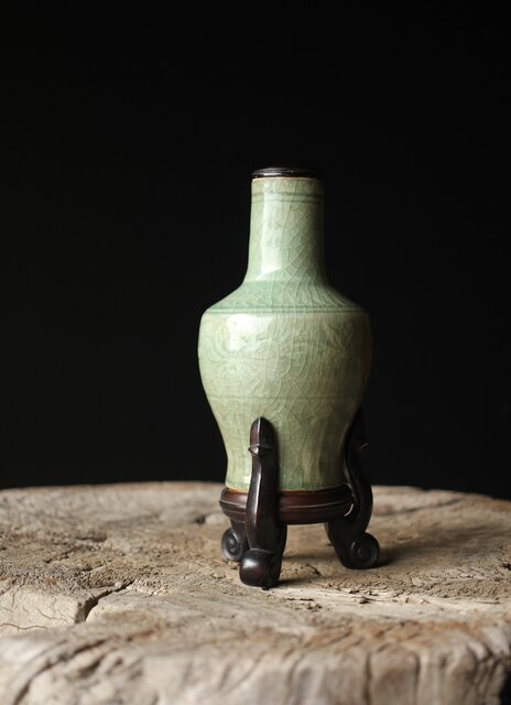 中国明時代七官青磁花瓶高さ29.5㎝ 東Y7-0605①