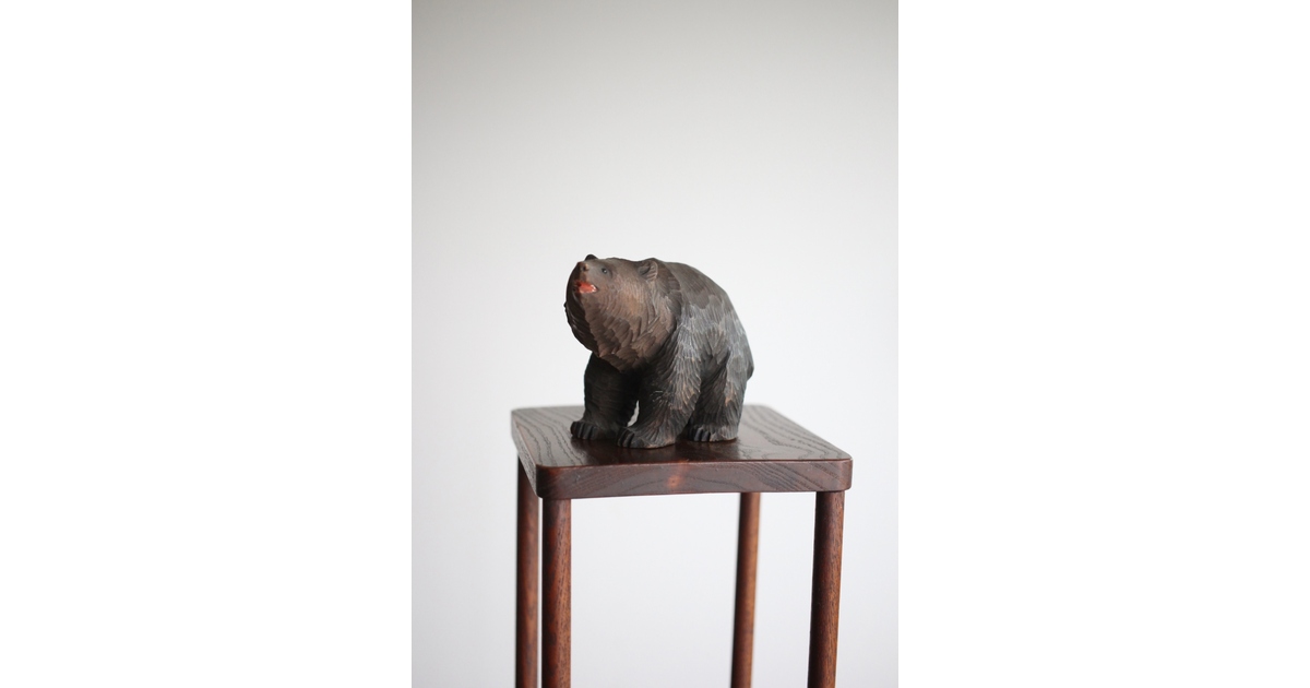 北海道 やくも八雲の木彫熊 X281｜骨董店 のびる 古美術 骨董 和風建具