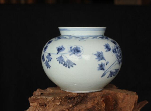 広州官窯李朝染付栗文小丸壺