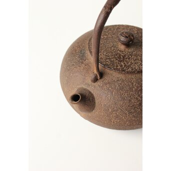 稀少 松橋宗明 南部鋳金研究所 高橋萬治以前の作 虫喰摘 平丸鉄瓶/湯沸