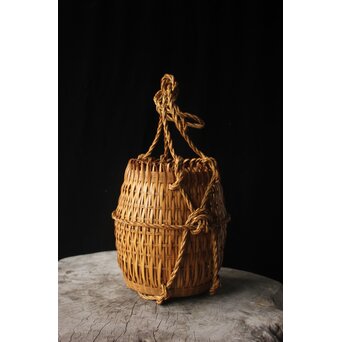 加藤藤昇斎 兒島籠花入 共箱 U397｜骨董店 のびる 古美術 骨董 和風