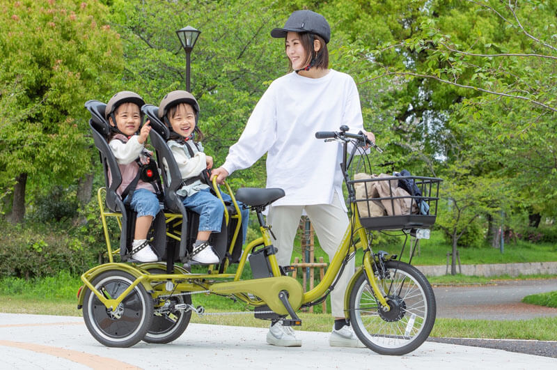 日本初の双子用三輪電動アシスト自転車が発売 | e-Bike Japan
